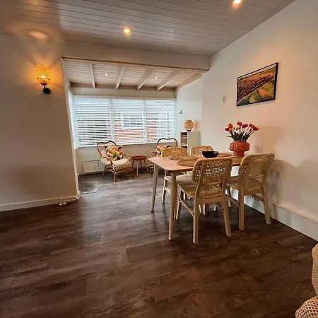 Eldorado I Chalet Near Forest On Quiet Park Holiday home Putten