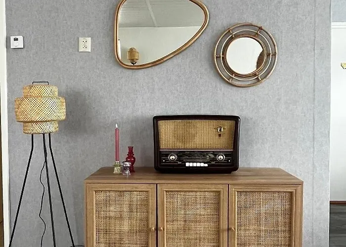 בית נופש Eldorado I Near Forest On Quiet Park *