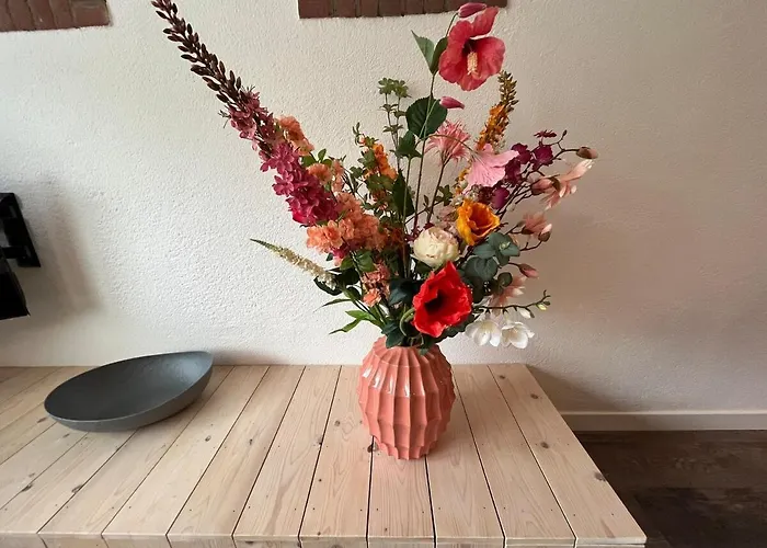 Eldorado I Near Forest On Quiet Park פוטן